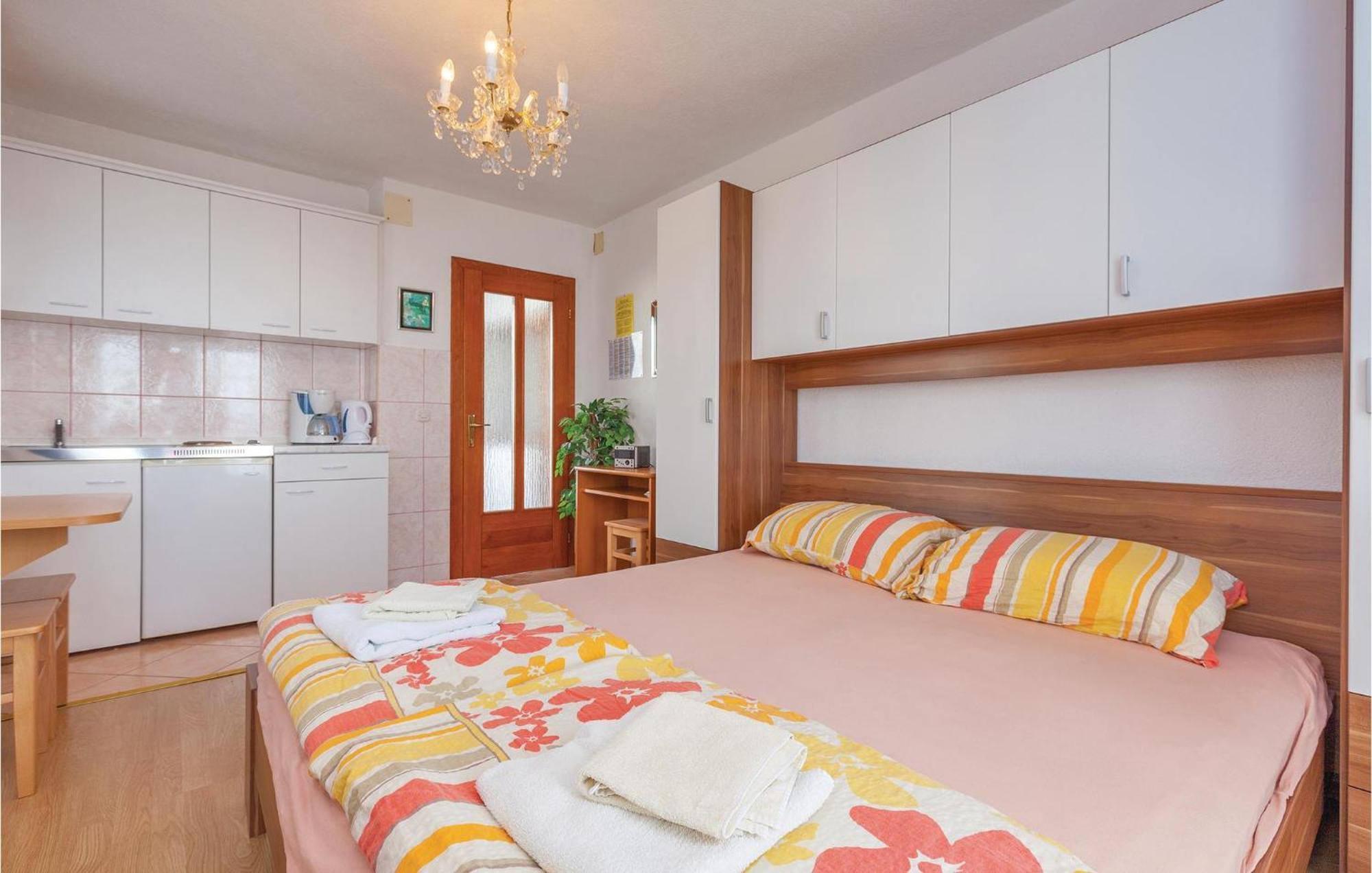 Stunning Apartment In Crikvenica With Wifi Kültér fotó