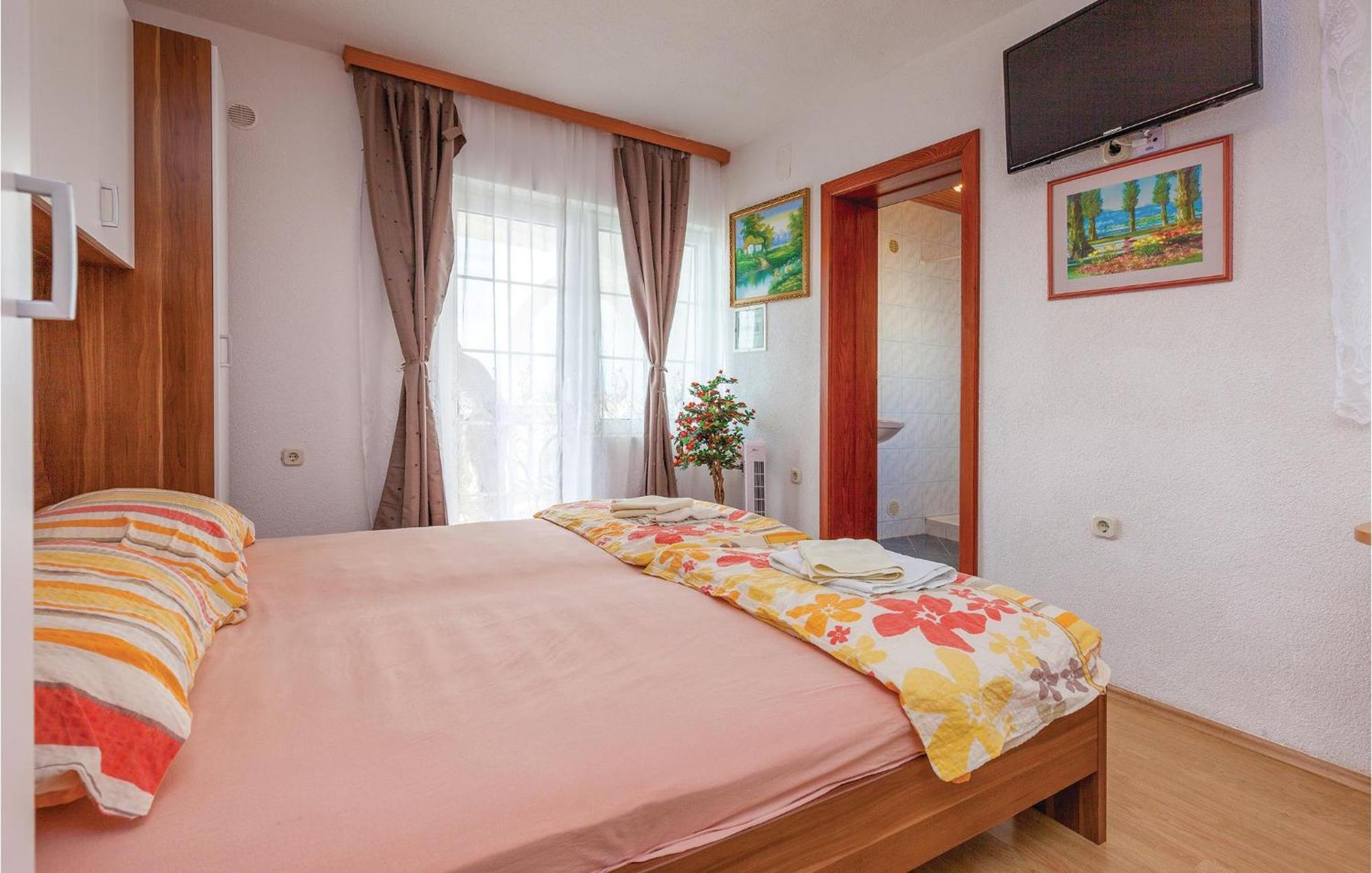 Stunning Apartment In Crikvenica With Wifi Kültér fotó